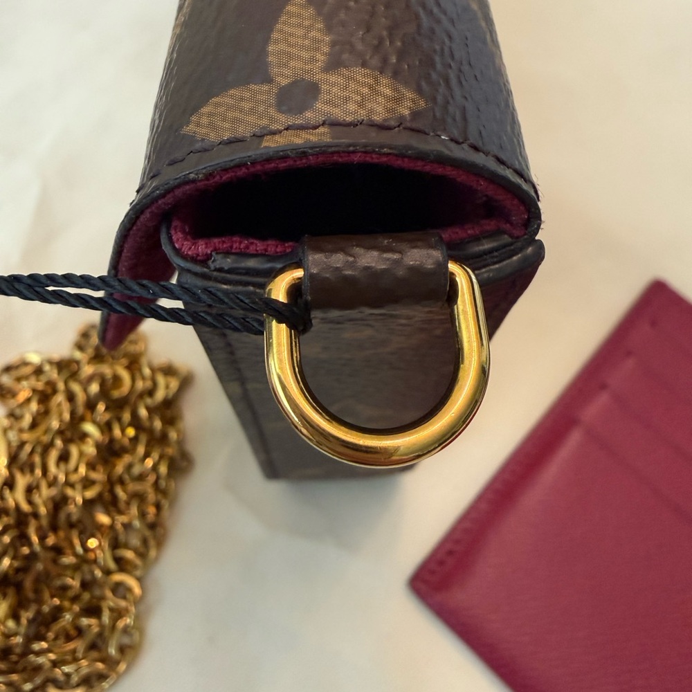 Authentic Louis Vuitton Felicie Pochette - Picture 4 of 14